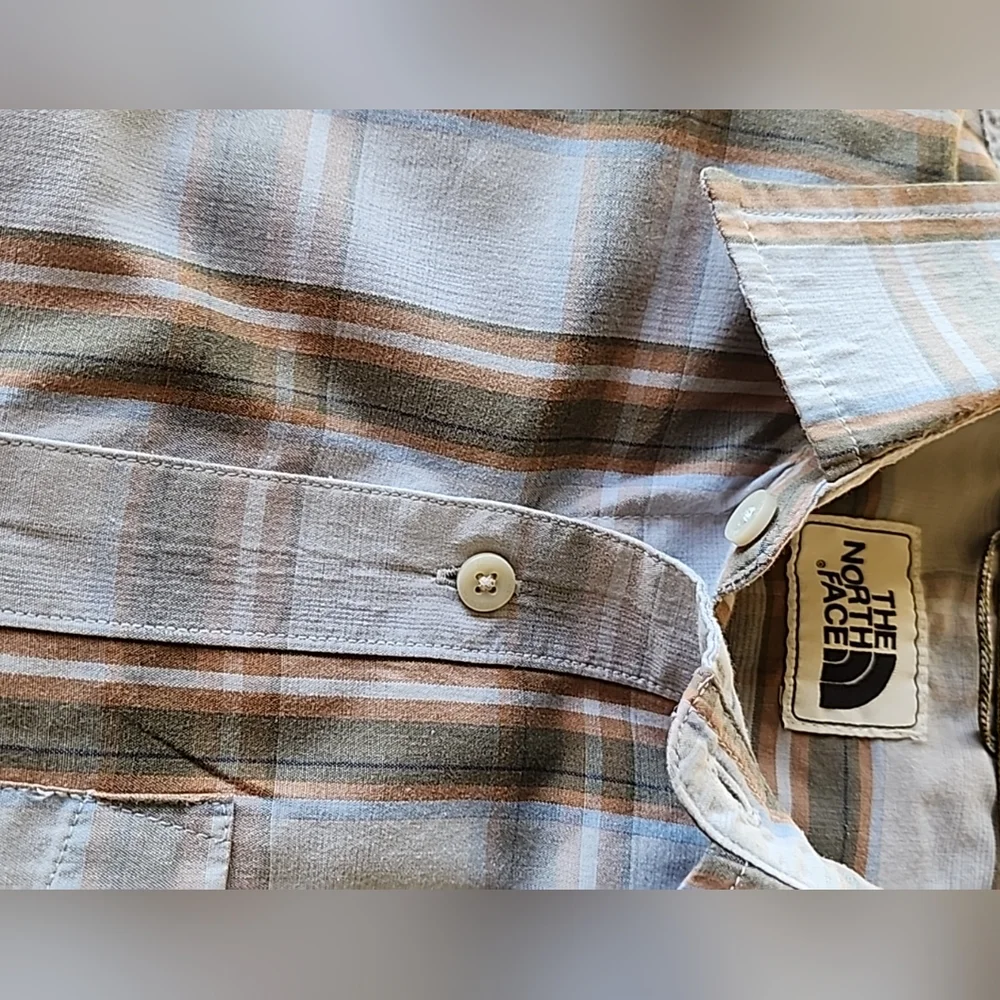 The north face‎ short sleeve button-down shirt lg